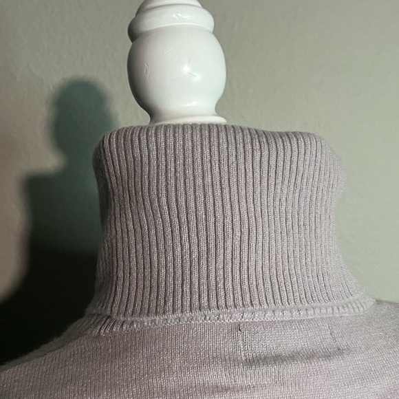Naadam grey sweater dress size small NWOT light grey color no flaws sweaterdress - Picture 4 of 9